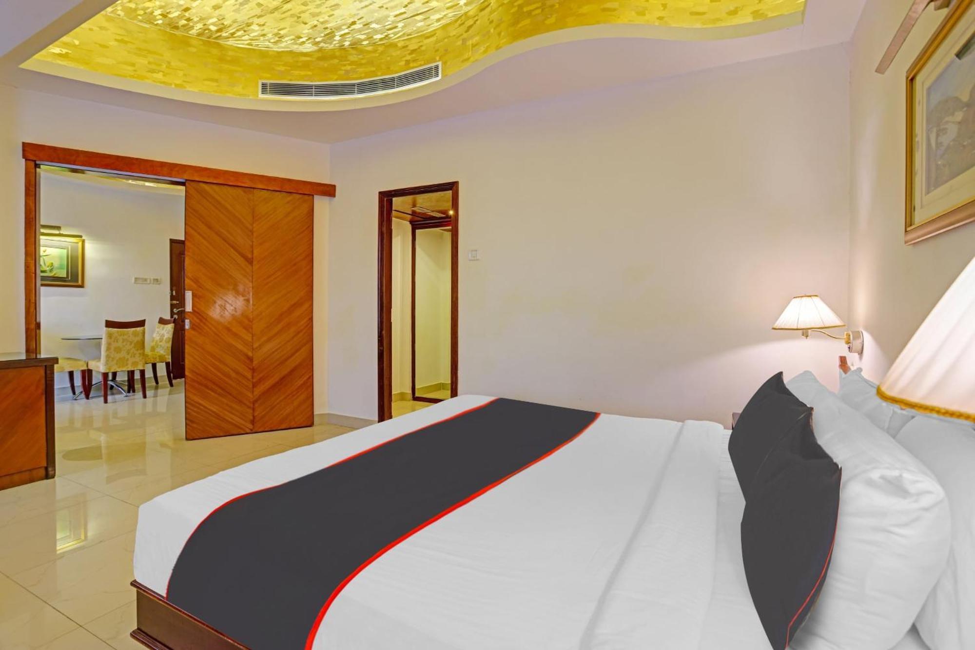 Super Collection O Indraprastha Hotel Thiruvananthapuram Ngoại thất bức ảnh
